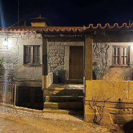 Casa Da Aldeia Holiday home *