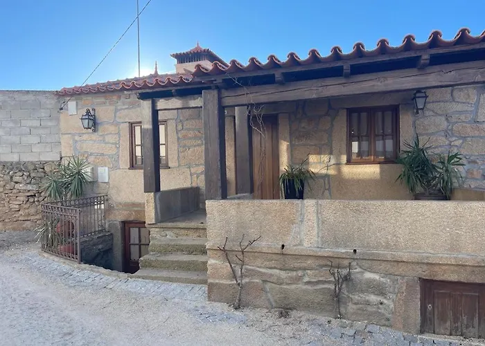 Casa Da Aldeia Holiday home *